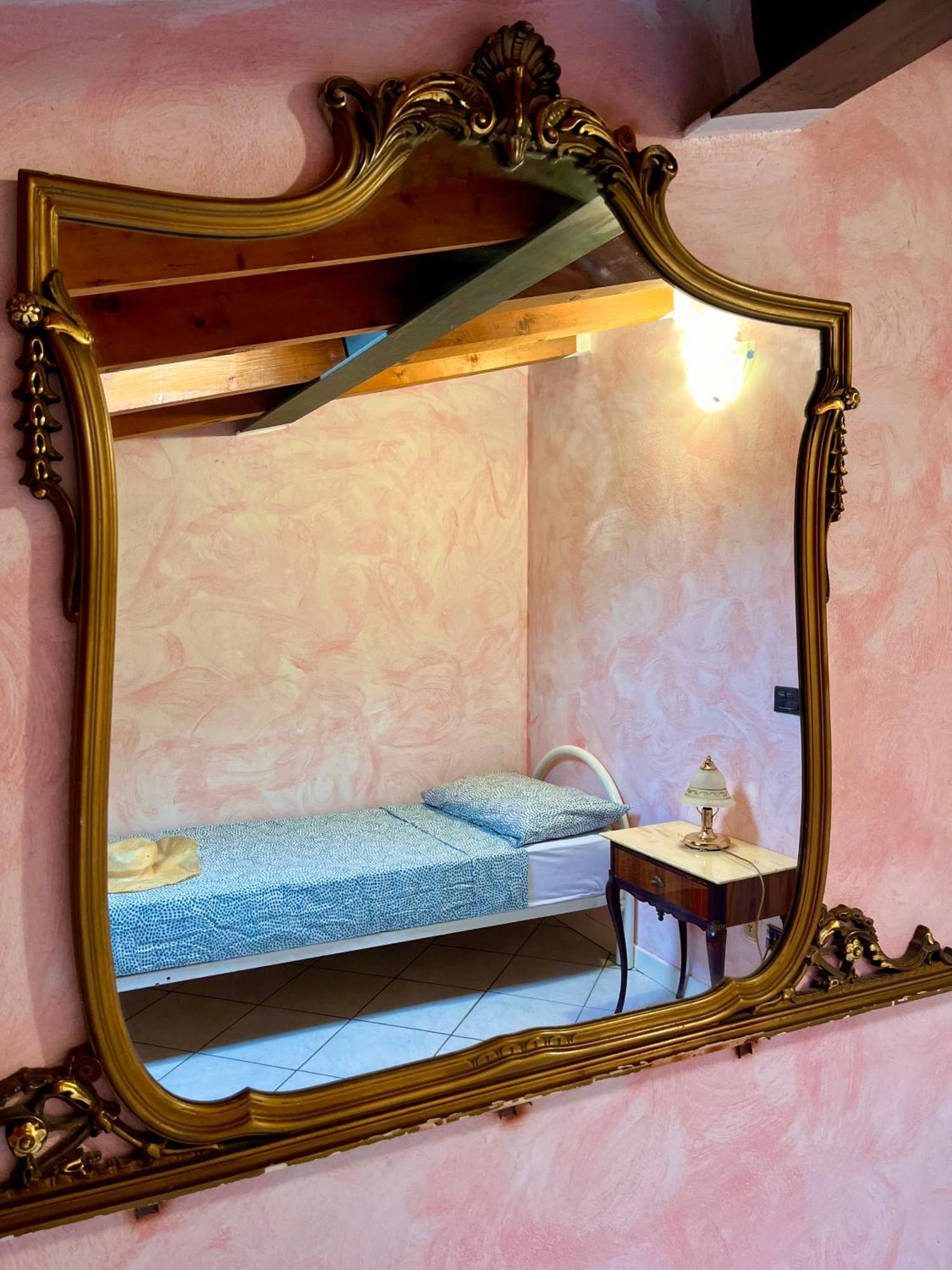 Appartamenti Villa Lina Desenzano del Garda Buitenkant foto