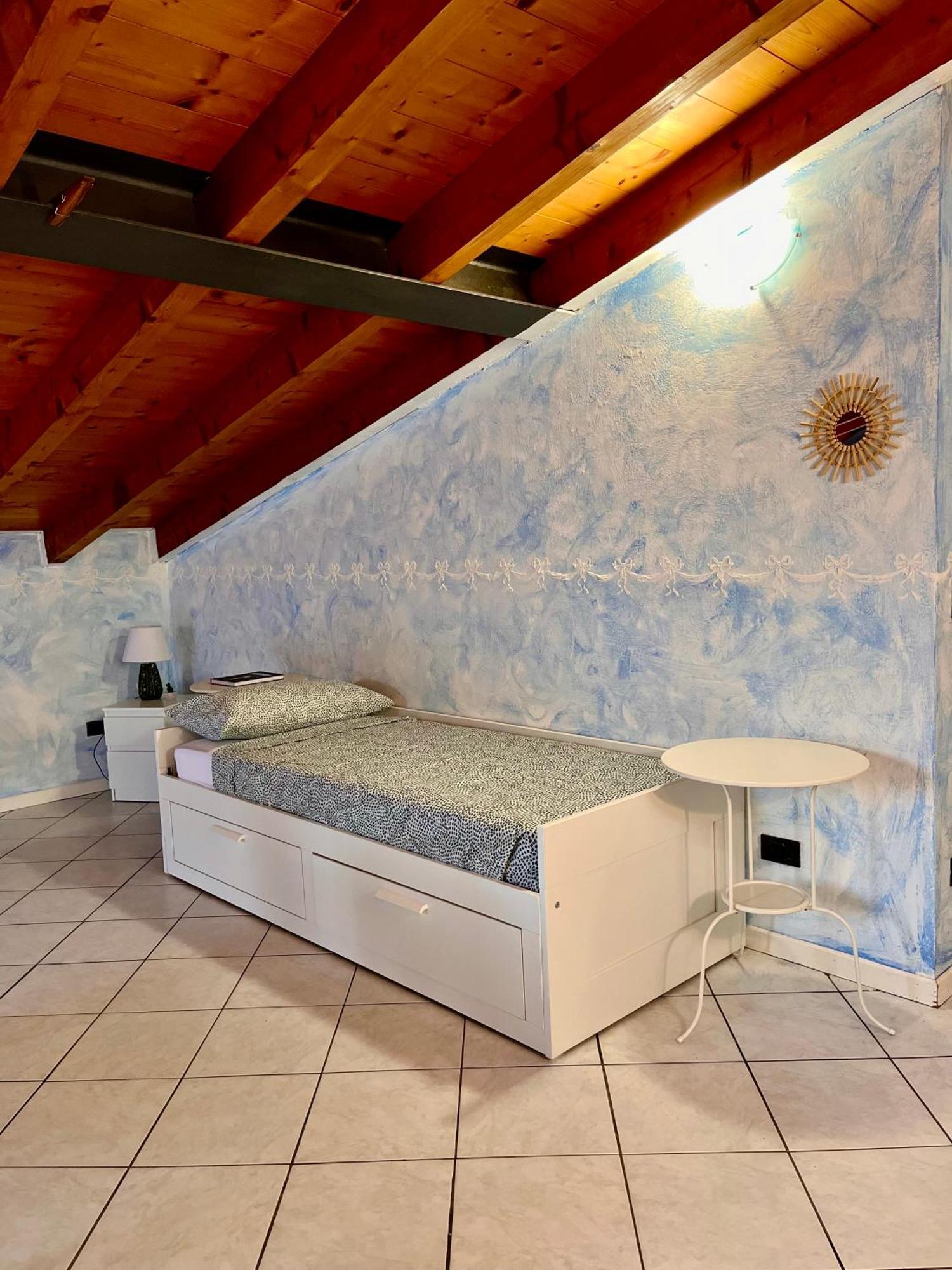 Appartamenti Villa Lina Desenzano del Garda Buitenkant foto