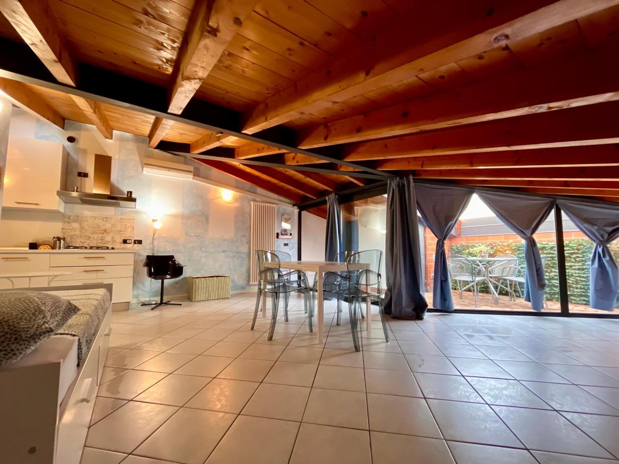 Appartamenti Villa Lina Desenzano del Garda Buitenkant foto
