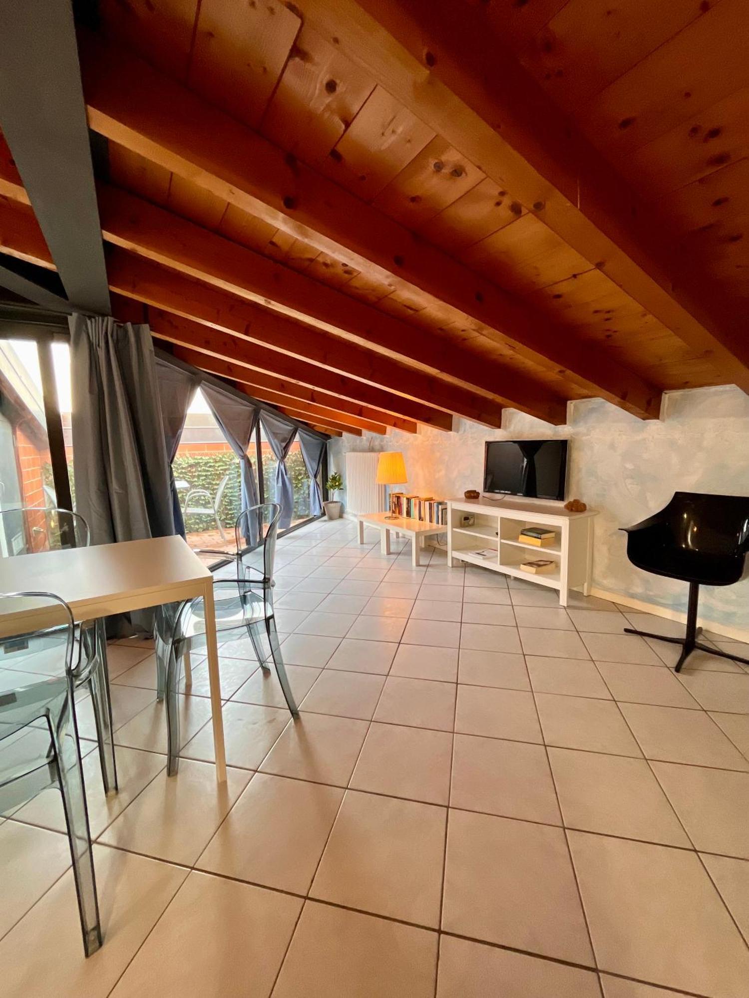 Appartamenti Villa Lina Desenzano del Garda Buitenkant foto