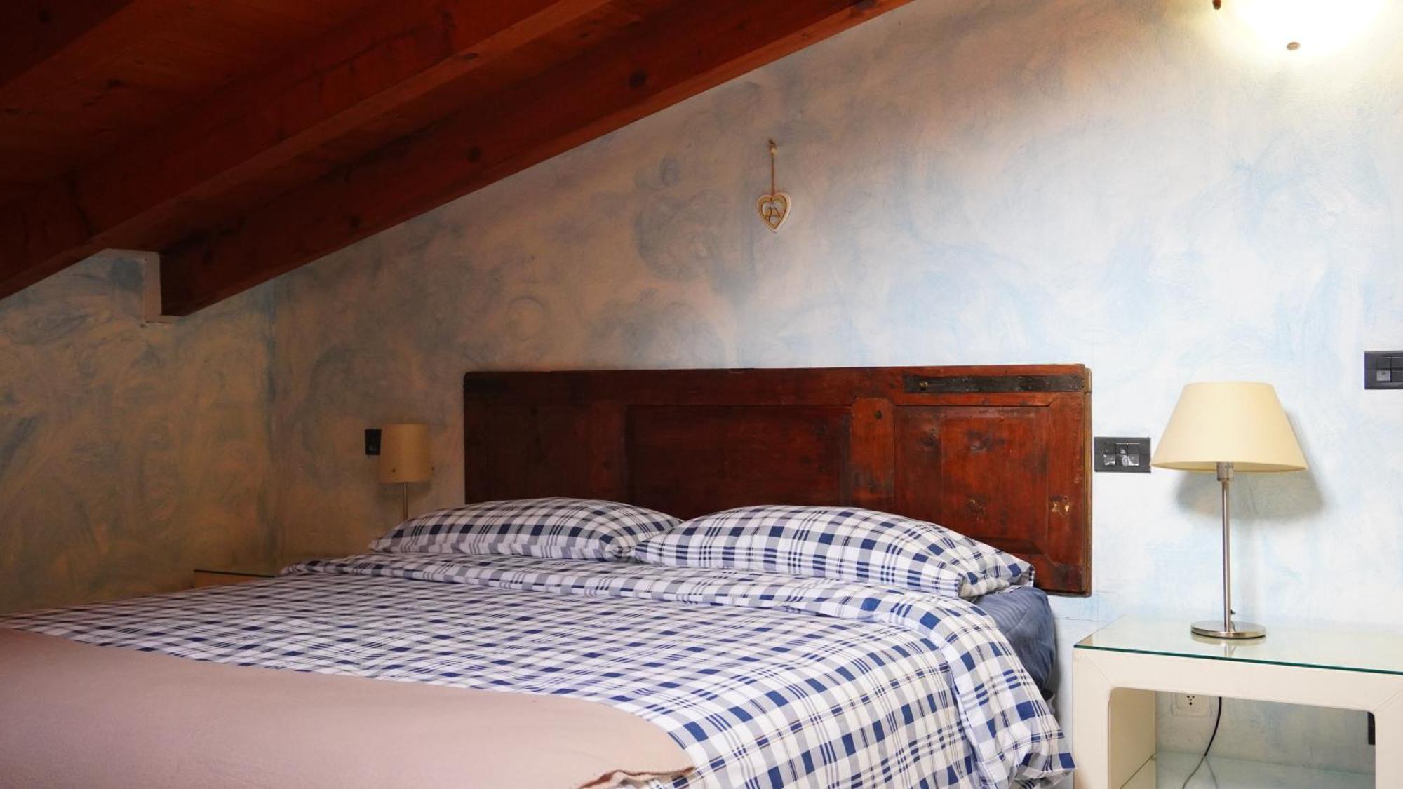 Appartamenti Villa Lina Desenzano del Garda Buitenkant foto